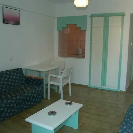 Banu Hotel 3*